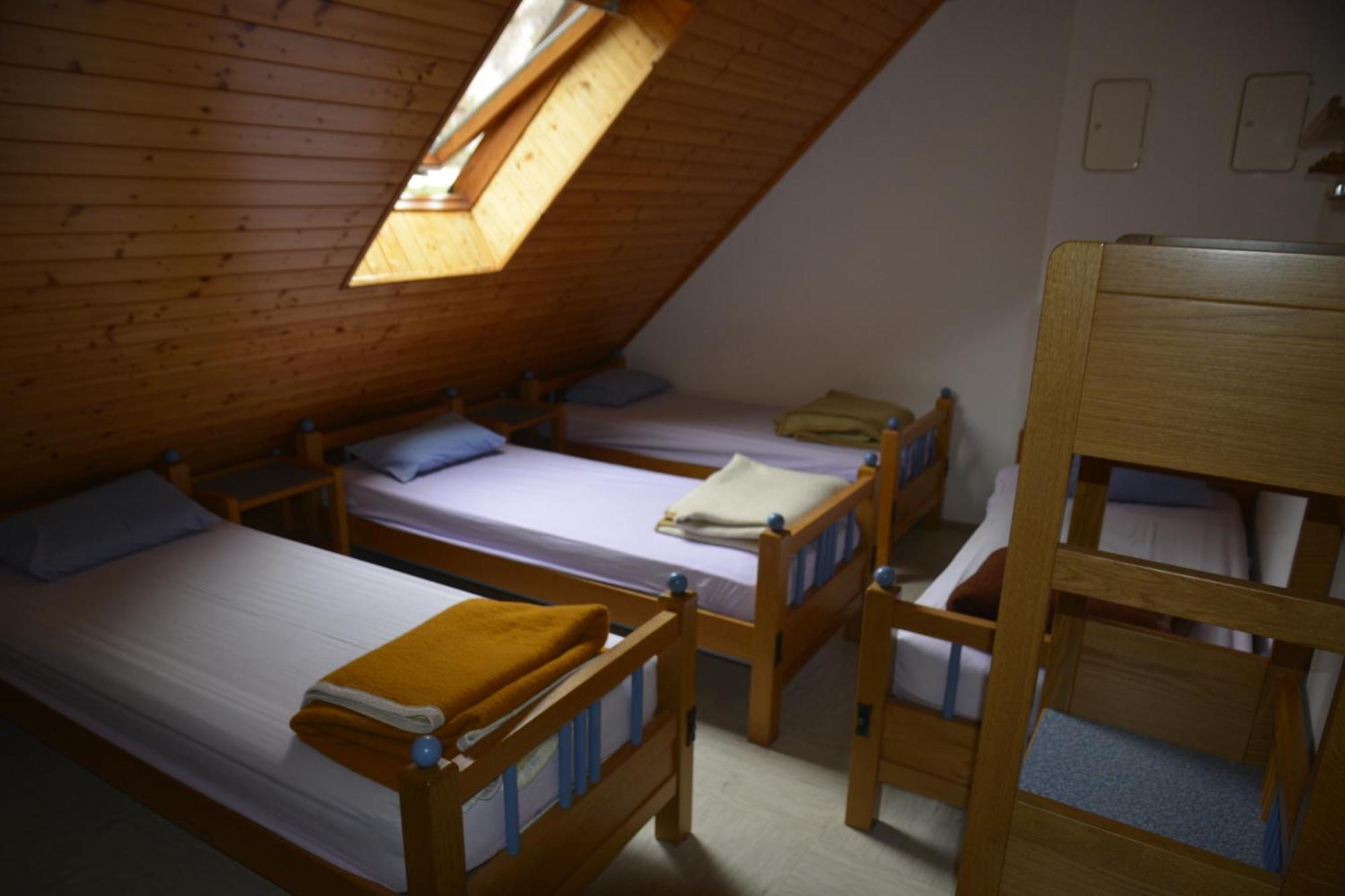 Pus Bavsica Hostel Log pod Mangartom Ngoại thất bức ảnh